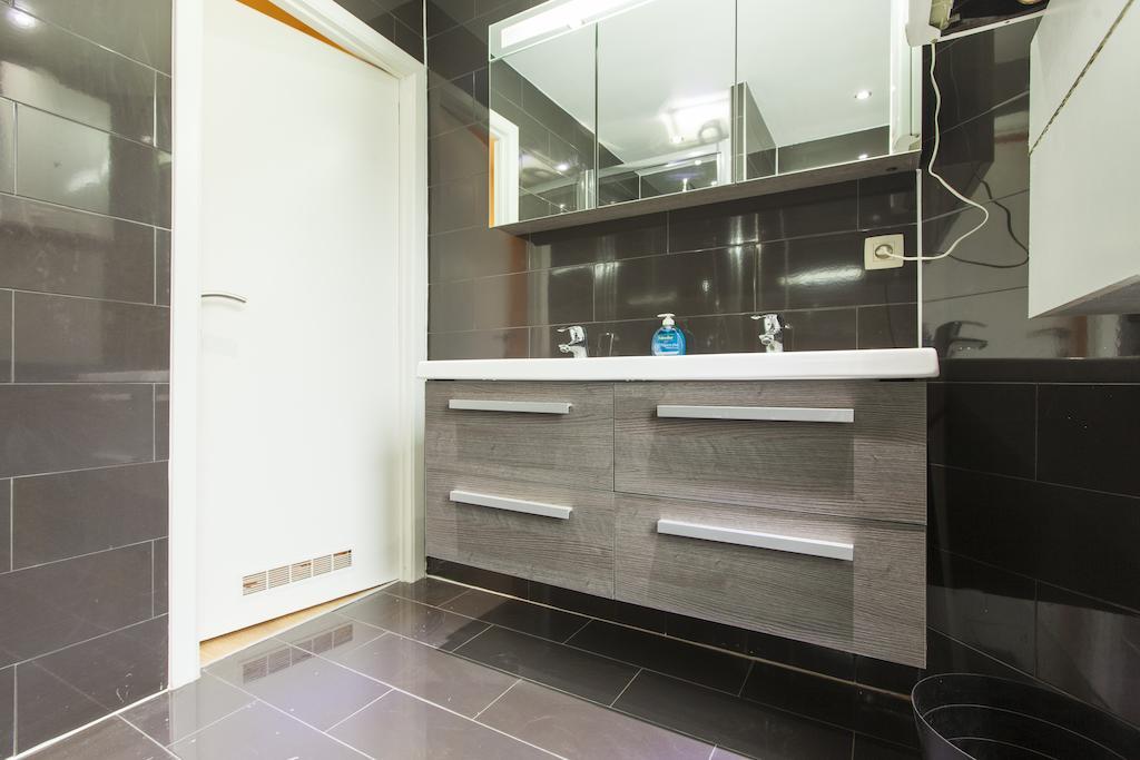 Madou City Center Apartment Brussels Phòng bức ảnh