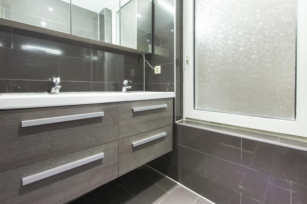 Madou City Center Apartment Brussels Phòng bức ảnh