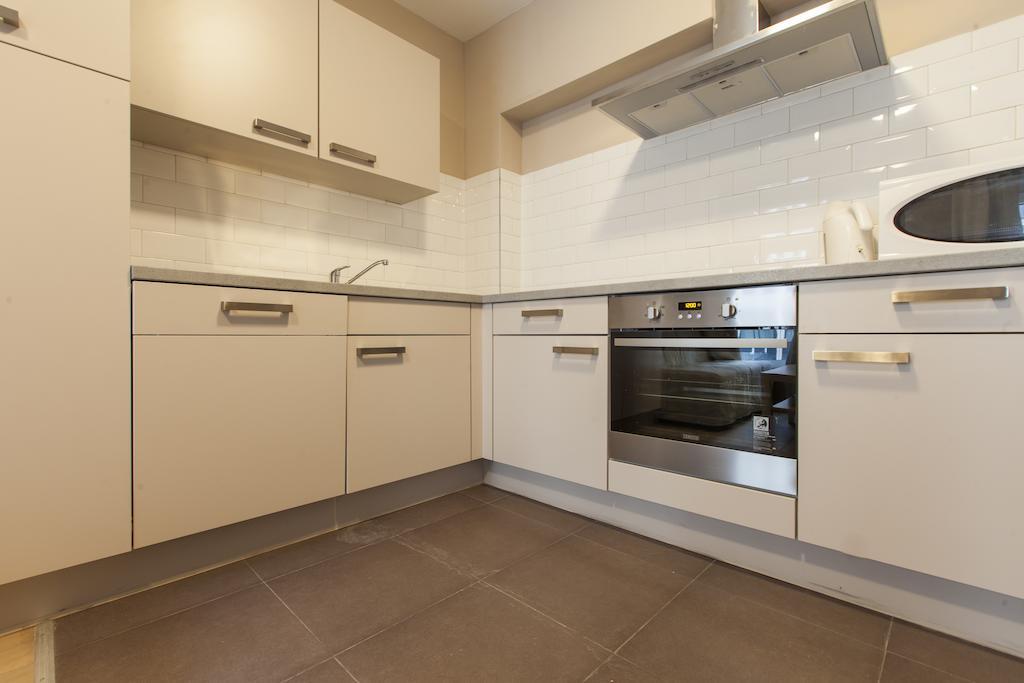 Madou City Center Apartment Brussels Phòng bức ảnh